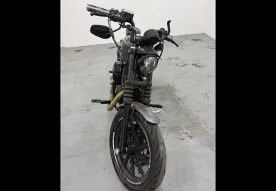 Harley-davidson xl 883n iron