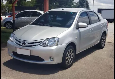Toyota etios sd x 15l mt 2017