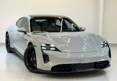 Porsche Taycan 2021 Turbo elétrico