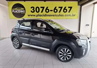 Toyota etios 1.5 cross flex 2014
