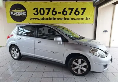 Nissan tiida 1.8 sl 2011