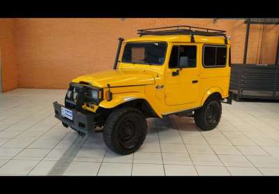 Toyota bandeirante 1990