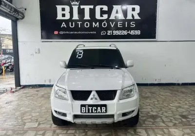 Mitsubishi Pajero tr4 2013 2.0 4x2 16v 140cv flex 4p automático