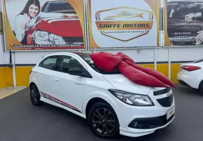 Chevrolet onix 1.4mt eff 2015