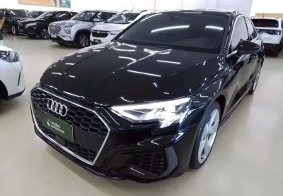 Audi a3 2023 2.0 40 tfsi mhev sedan s line s-tronic