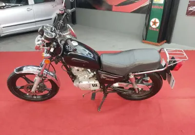 Suzuki intruder 125 125 cc 