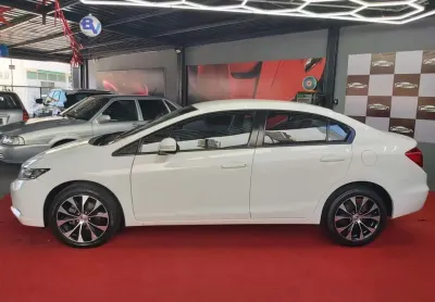 Honda civic civic 2.0 sedan lxr  flexone  aut. 16v