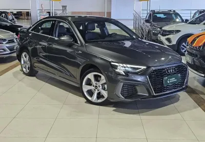 Audi A3 2024 2.0 40 tfsi mhev sedan s line s-tronic