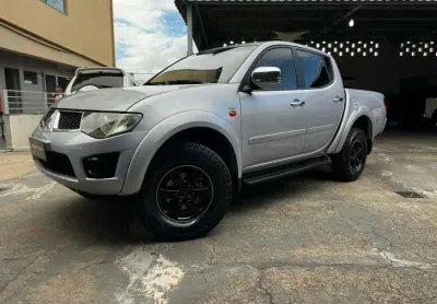 Mitsubishi l200 triton 3.2 d 2012