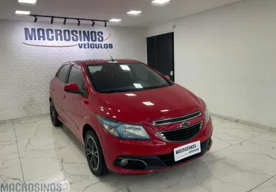 Chevrolet onix hatch lt 1.4 8v flexpower 5p mec.  - vermelha - 2013/2013