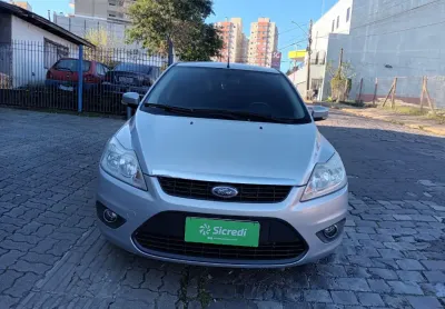 Focus 1.6 super bem cuidado