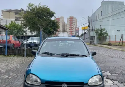Mosca branca e olho azul,raridade corsa 1.4