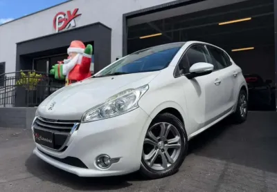 Peugeot 208 griffe 1.6 2014
