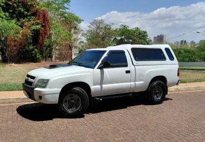 S10 2.4 flex cabine simples 