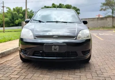 Fiesta sedan 1.6 flex completo manual kit multimídia ano 2005 km 158 mil valor  24.900