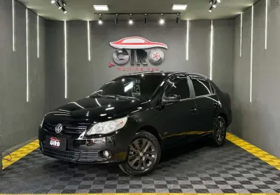 Volkswagen voyage 1.0 total flex  - preta - 2011/2012