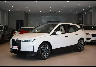 Bmw ix xdrive 40 aut(elétrico)