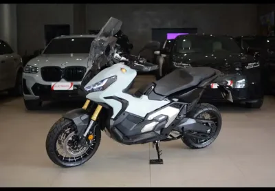 Honda x-adv 750