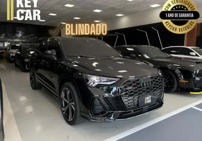 Audi q3 spb perf. black 2.0 tfsi tipt. quat.