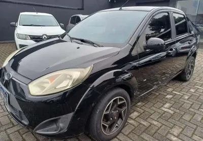 Ford fiesta 1.6 mpi class sedan 8v flex 4p manual 2014