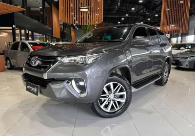 Toyota hilux sw4 srx 2.8 4x4 diesel