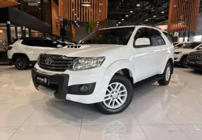 Toyota hilux sw4 sr 3.0 turbo diesel 4x4