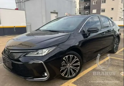 Toyota Corolla ALTIS 20 - Preta - 2021/2022