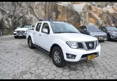 Nissan frontier sv attack 2.5 4x4 at  - branca - 2015/2015