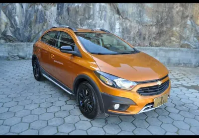 Chevrolet onix activ 1.4 mt  - laranja - 2018/2019
