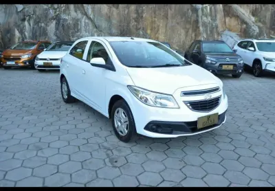 Chevrolet onix lt 1.0 mt  - branca - 2013/2013