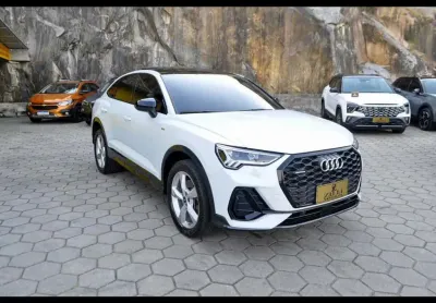 Audi q3 sportback performance black 2.0 tfsi quattro at - branca - 2022/2023