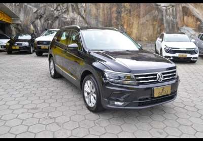 Volkswagen Tiguan ALLSPACE COMFORTLINE 250 TSI 1.4 AT - Preta - 2019/2020