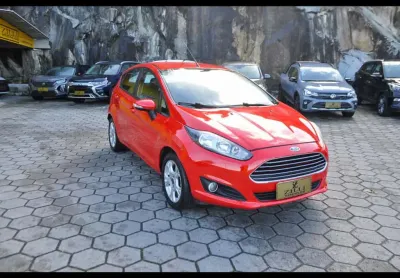 Ford new fiesta hatch se 1.6 at  - vermelha - 2015/2016