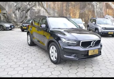 Volvo XC40 2.0 T4 TURBO FWD AT - Preta - 2019/2019