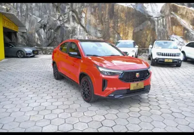 Fiat fastback  abarth 1.3 270 turbo at - vermelha - 2024/2025