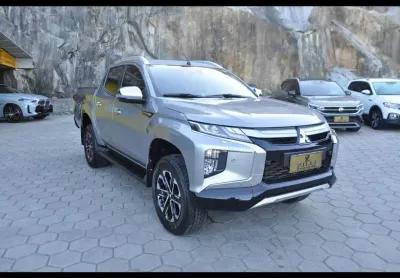 Mitsubishi L200 Triton 2.4 SPORT HPE-S 4X4 AT - Prata - 2024/2025
