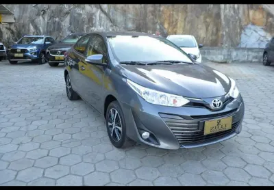 Toyota Yaris SEDAN XS PLUS CONNECT 1.5 CVT - Cinza - 2021/2022