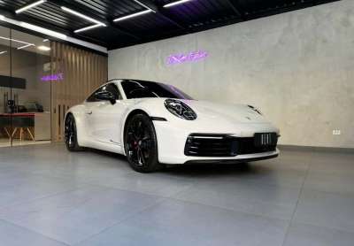 Porsche 911 carrera s 2020