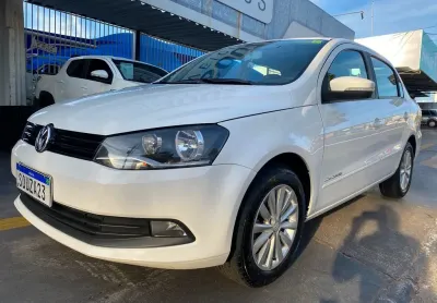 Vw  voyage confortilene  1.0 flex   2014/2015  completo som comando volante carro revisado file 