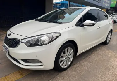 Kia cerato ff sx3  1.6  flex automatico 2015/2016 completo  novissimo revisado lacrado 
