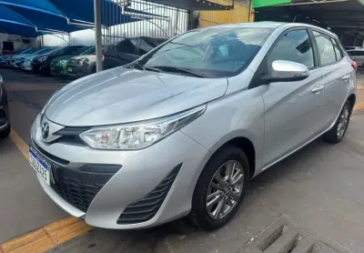 Toyota yaris hatch  plus 1.5 automatico 2020/2021 completo revisado lacrado novissimo 