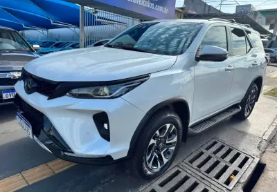 TOYOTA HILUX SW4 SRX 2.8  DIESEL 2024/2024  AUTOMÁTICA 4x4 COMPLETA 7 LUGARES KM BAIXO UNICO DONO 