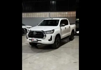 Toyota hilux 2.7 srv 4x2 cd 16v 4p