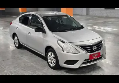 Nissan versa 1.6 16v sv aut 2017