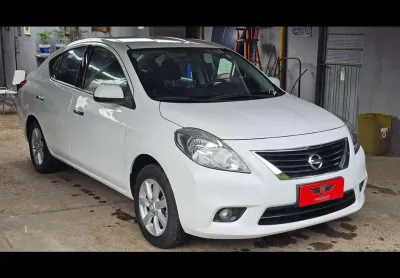 Nissan nissan versa 16sl flex 2014