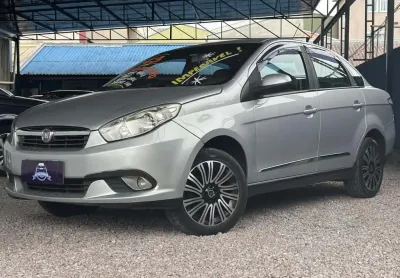 Fiat grand siena 1.6 mpi essence 16v flex 4p manual 2013