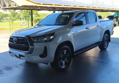   hilux cd sr 4x4  ️ 2023/2024  2.8 diesel  ️ completíssima  ️ automática  ️ banco de couro  ️ rodas