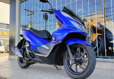 Honda pcx 150 2022, aceito troca, cartão e financio, revisada