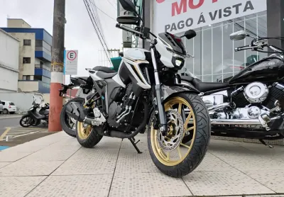 Yamaha fazer 250 abs 2025, 0km, nova, aceito troca e financio