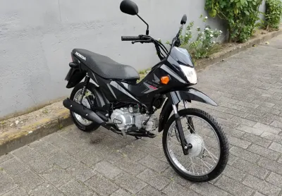 Honda pop 110i es 2025, único dono, aceito troca, cartão e financio